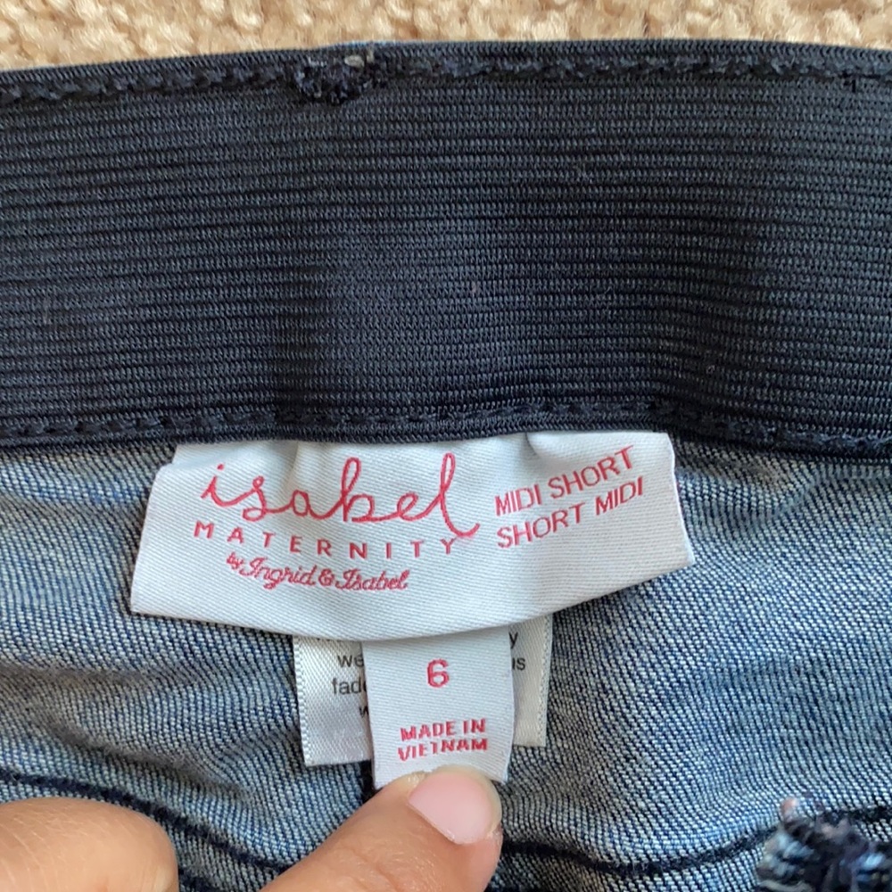 Maternity shorts